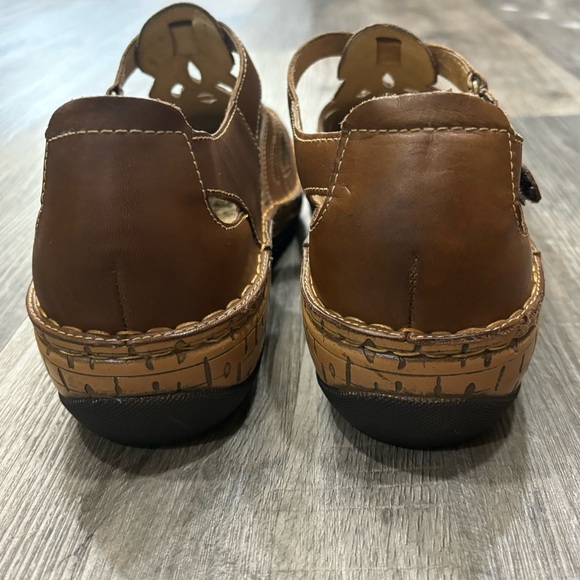 Propét, Women's Jenna Closed Toe Sandals Brown Leather, Sz 10x (2E), EUC - Picture 10 of 14